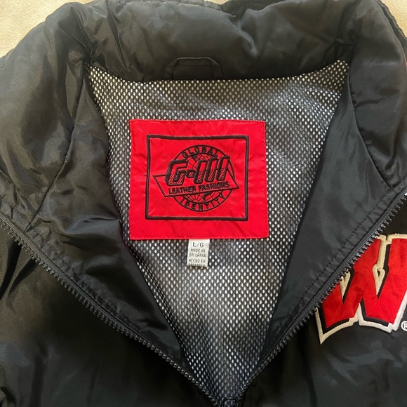 University of Wisconsin rain jacket - Picture 4 of 5
